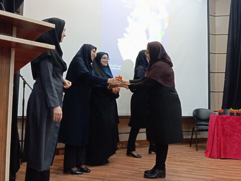 گزارش تصویری /ویژه برنامه "روشنای مهر" در کانون هرمزگان برگزار