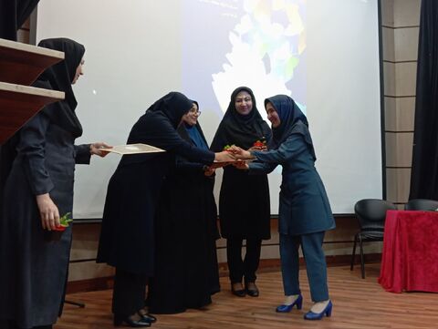 گزارش تصویری /ویژه برنامه "روشنای مهر" در کانون هرمزگان برگزار