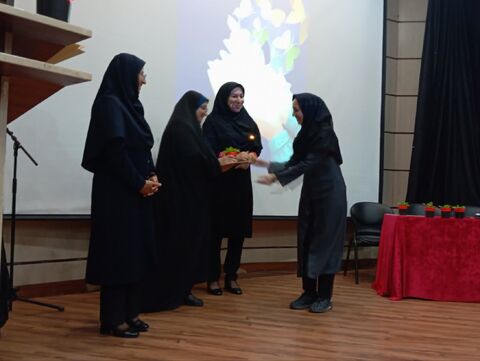 گزارش تصویری /ویژه برنامه "روشنای مهر" در کانون هرمزگان برگزار