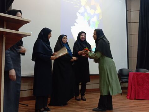 گزارش تصویری /ویژه برنامه "روشنای مهر" در کانون هرمزگان برگزار