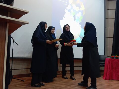 گزارش تصویری /ویژه برنامه "روشنای مهر" در کانون هرمزگان برگزار