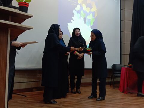 گزارش تصویری /ویژه برنامه "روشنای مهر" در کانون هرمزگان برگزار