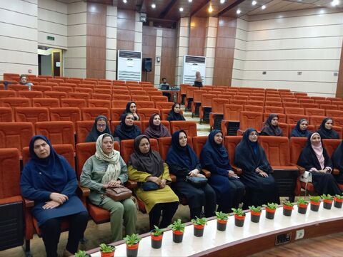 گزارش تصویری /ویژه برنامه "روشنای مهر" در کانون هرمزگان برگزار