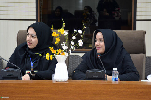 نشست صمیمی معاون فرهنگی کانون با کارشناسان آموزش و پژوهش کشور در جشنواره ملی پژوهش