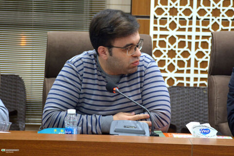 نشست صمیمی معاون فرهنگی کانون با کارشناسان آموزش و پژوهش کشور در جشنواره ملی پژوهش