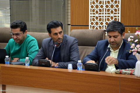 نشست صمیمی معاون فرهنگی کانون با کارشناسان آموزش و پژوهش کشور در جشنواره ملی پژوهش