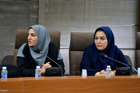 نشست صمیمی معاون فرهنگی کانون با کارشناسان آموزش و پژوهش کشور در جشنواره ملی پژوهش