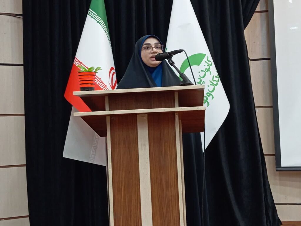 ویژه برنامه میلاد حضرت فاطمه زهرا(س) تحت عنوان "روشنای مهر" در کانون هرمزگان برگزار شد