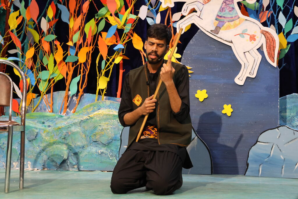 گفت‌وگو با قصه‌گوی کازرونی جشنواره قصه‌گویی کانون؛ اشکان باقری