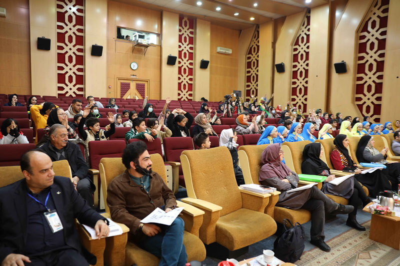 پایان نیمروز اول بیست و هفتمین جشنوارهی بین المللی قصهگویی استان تهران