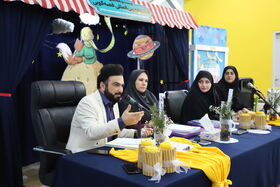 نشست تخصصی داوران و قصه گویان کانون استان قزوین