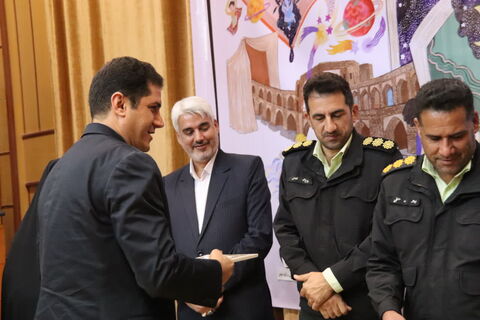 آیین اختتامیه مرحله استانی بیست و هفتمین جشنواره بین‌المللی قصه گویی به روایت تصویر( آلبوم دوم)