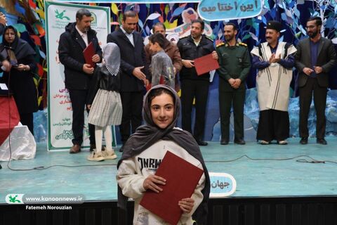 آیین پایانی جشنواره قصه‌گویی کانون چهارمحال و بختیاری (2)