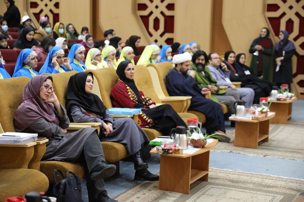 آغاز به کار رسمی مرحلهی استانی بیست و هفتمین جشنوارهی بین المللی قصهگویی در استان تهران