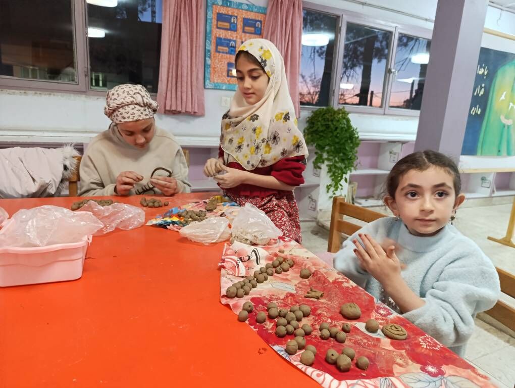 کانون مرکز آباده کودکان را با برنامههای کتابمحور در مسیر رشد اخلاقی همراه کرد