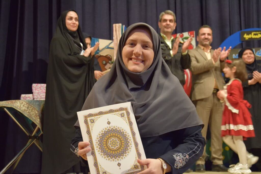 برگزیدگان مرحله استانی بیست‌وهفتمین جشنواره قصه‌گویی در استان البرز معرفی شدند