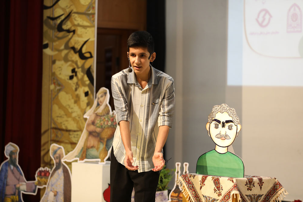 رقابت قصه‌گویان روز دوم جشنواره‌ی بین‌المللی قصه‌گویی استان تهران