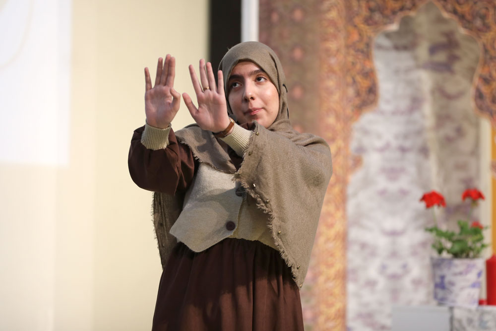 رقابت قصهگویان روز دوم جشنوارهی بینالمللی قصهگویی استان تهران