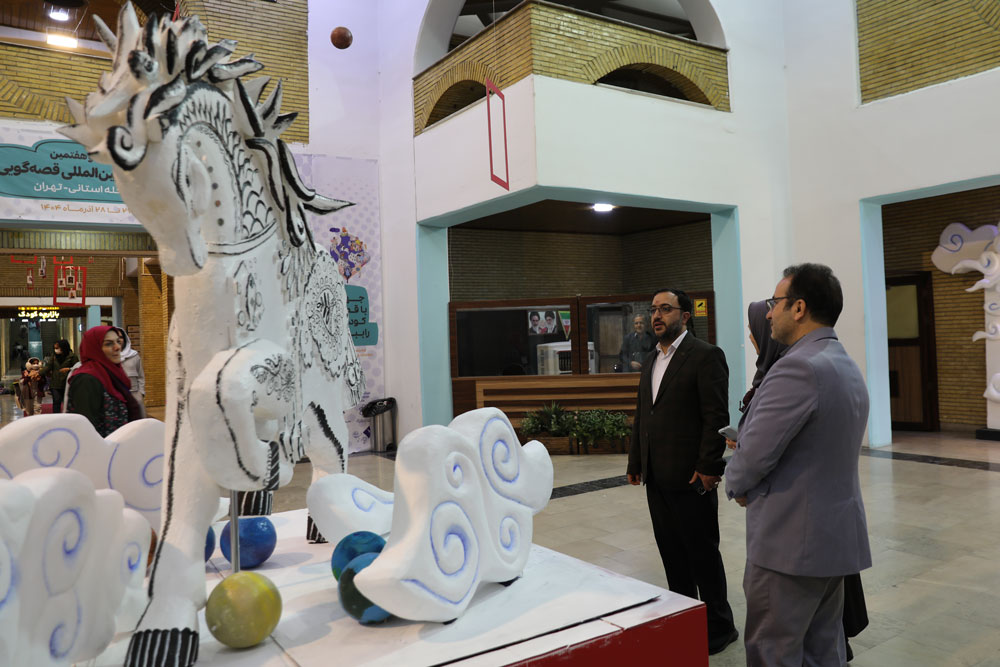 حضور مدیرعامل کانون در بیست و هفتمین جشنوارهی بینالمللی قصهگویی استان تهران