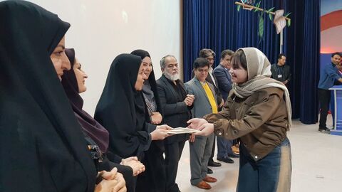 کرمانشاه. تجلیل از برگزیدگان