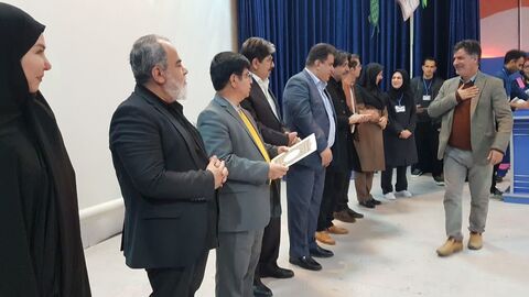 کرمانشاه. تجلیل از برگزیدگان