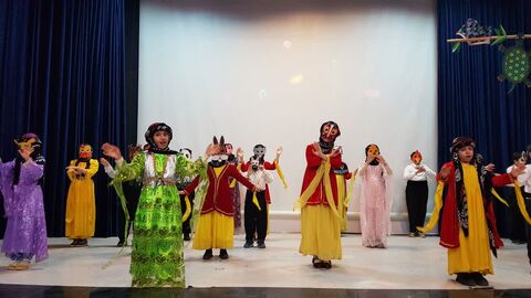 کرمانشاه.  اجرای دو سرود