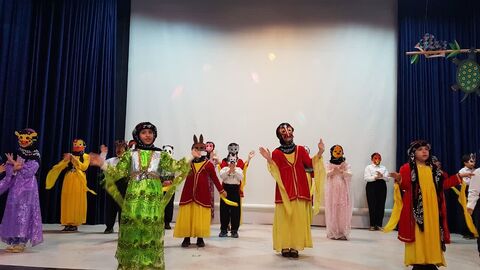 کرمانشاه.  اجرای دو سرود