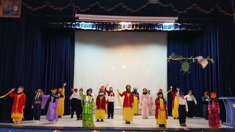 کرمانشاه.  اجرای دو سرود