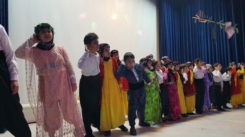 کرمانشاه.  اجرای دو سرود