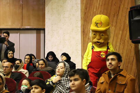 قصه‌ها در قاب تصویر/ آیین پایانی مرحله استانی بیست‌وهفتمین جشنواره قصه‌گویی استان اردبیل
