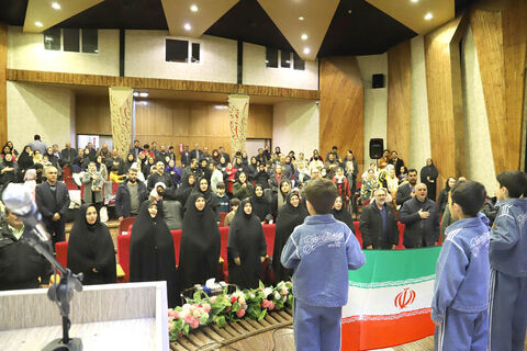 قصه‌ها در قاب تصویر/ آیین پایانی مرحله استانی بیست‌وهفتمین جشنواره قصه‌گویی استان اردبیل