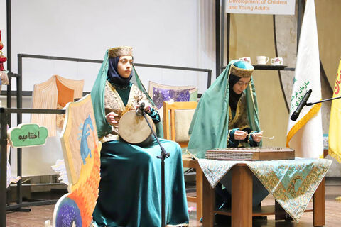 قصه‌ها در قاب تصویر/ آیین پایانی مرحله استانی بیست‌وهفتمین جشنواره قصه‌گویی استان اردبیل