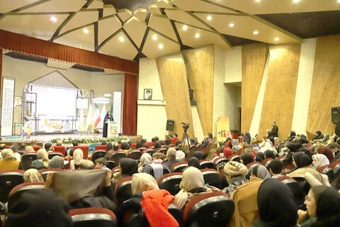 قصه‌ها در قاب تصویر/ آیین پایانی مرحله استانی بیست‌وهفتمین جشنواره قصه‌گویی استان اردبیل