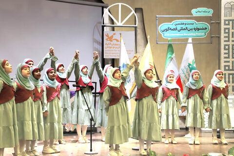 قصه‌ها در قاب تصویر/ آیین پایانی مرحله استانی بیست‌وهفتمین جشنواره قصه‌گویی استان اردبیل