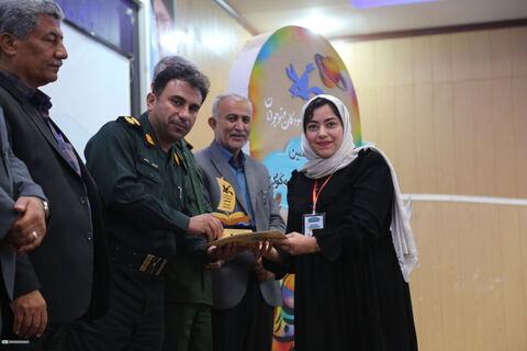 آیین تقدیر از برگزیدگان رده استانی بیست‌وهفتمین جشنواره بین‌المللی قصه‌گویی استان خوزستان