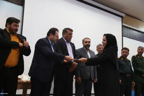 آیین تقدیر از برگزیدگان رده استانی قصه خوزستان