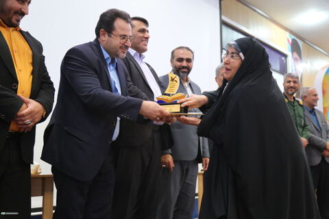 آیین تقدیر از برگزیدگان رده استانی قصه خوزستان