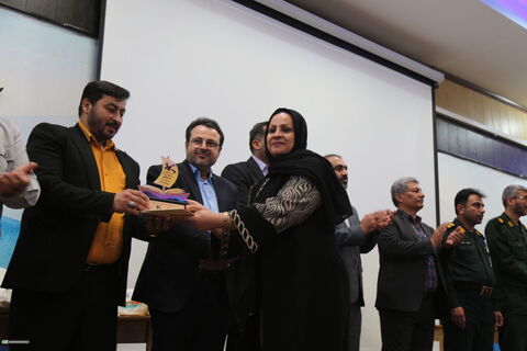 آیین تقدیر از برگزیدگان رده استانی قصه خوزستان