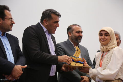 آیین تقدیر از برگزیدگان رده استانی قصه خوزستان