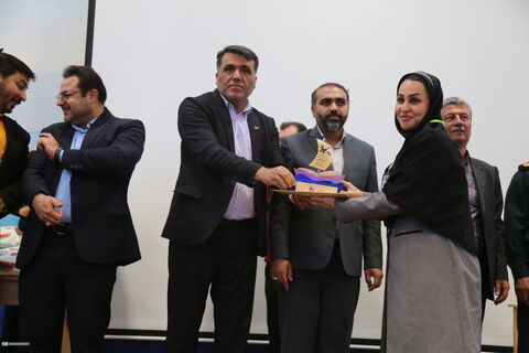 آیین تقدیر از برگزیدگان رده استانی قصه خوزستان