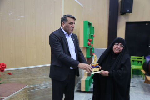 آیین تقدیر از برگزیدگان رده استانی قصه خوزستان