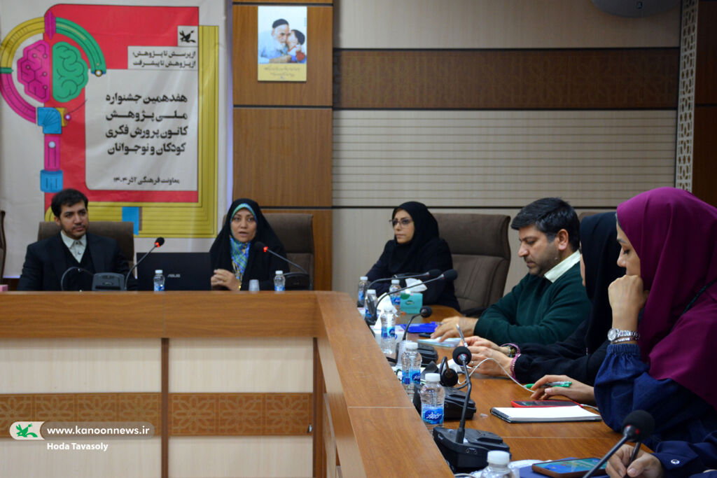 نشست هم‌اندیشی کارشناسان کانون و باشگاه نانو برگزار شد