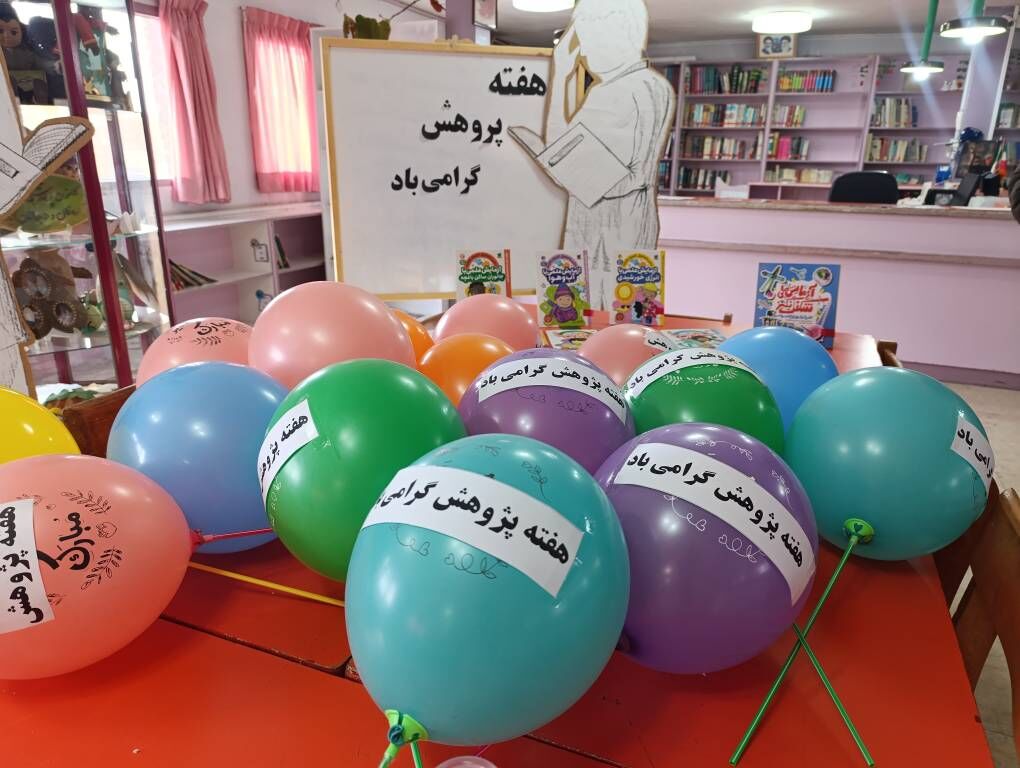 کودکان نوباوه با کاشت دانه و قصهگویی علم را تجربه کردند