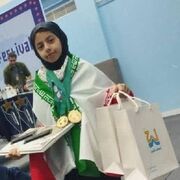 ویدئو/اهدای مدال طلای جهانی رباتیک توسط عضو کانون پرورش فکری هرمزگان به رهبر انقلاب