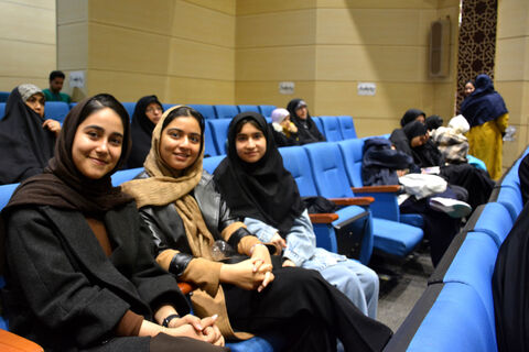 آیین تجلیل از برگزیدگان هفدهمین جشنواره هفته پژوهش کانون استان قم