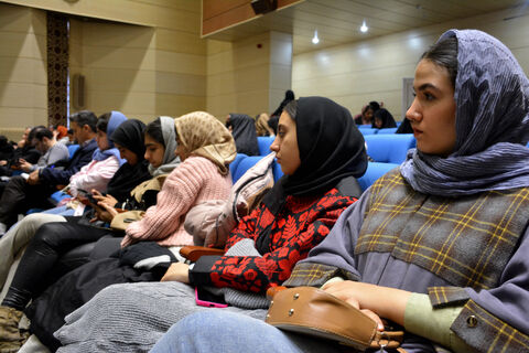 آیین تجلیل از برگزیدگان هفدهمین جشنواره هفته پژوهش کانون استان قم