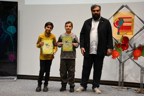 آیین تجلیل از برگزیدگان هفدهمین جشنواره هفته پژوهش کانون استان قم