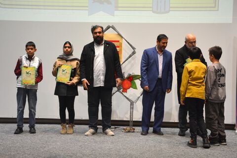 آیین تجلیل از برگزیدگان هفدهمین جشنواره هفته پژوهش کانون استان قم