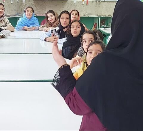 کرمانشاه.  سرود