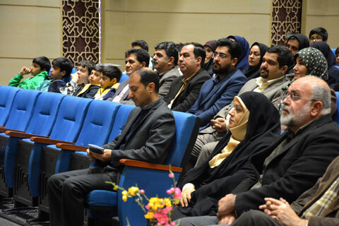 برگزیدگان هفدهمین جشنواره ملی پژوهش کانون تجلیل شدند